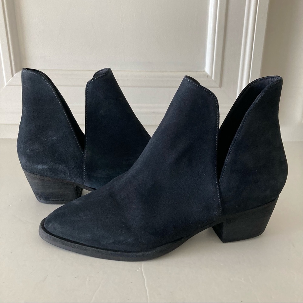 NWOT Free People Charm Double V Black Suede Ankle Boots